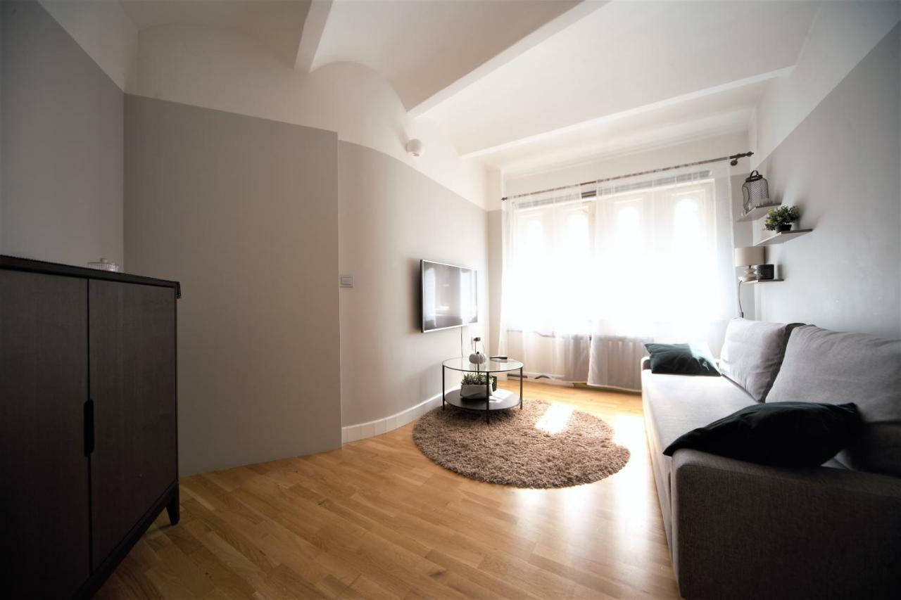 Valnu Street/Old Town Apartment Riga Exterior photo
